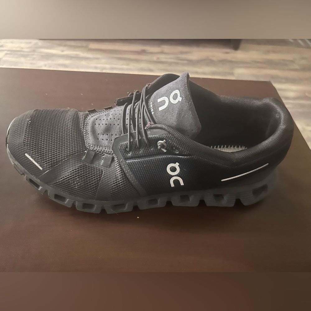 On Running Men's Black Athletic Shoes